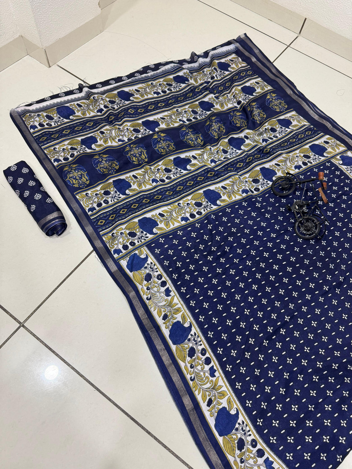 Jaipuri Hand Block Printed Soft Cotton Mulmul Saree ,Sanganeri Cotton Malmal Saree, Bagru Cotton Saree, Batic / Batik Print Cotton saree With Attached Blouse Piece